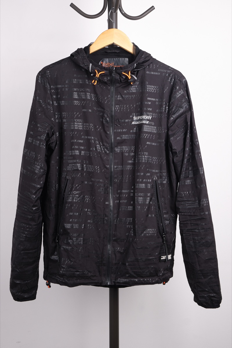 Rompevientos — Superdry